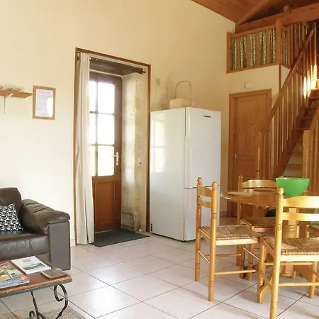 Two-bedroom Holiday In Asnois